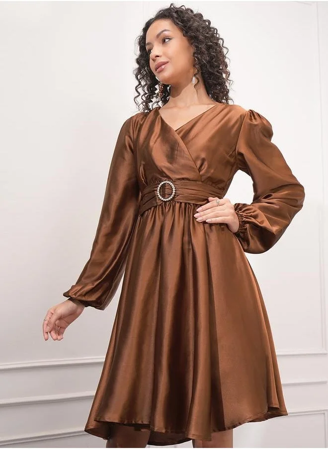 Tokyo Talkies Tokyo Talkies Satin Puff Sleeve Knee Length Dress with Smocked Detail