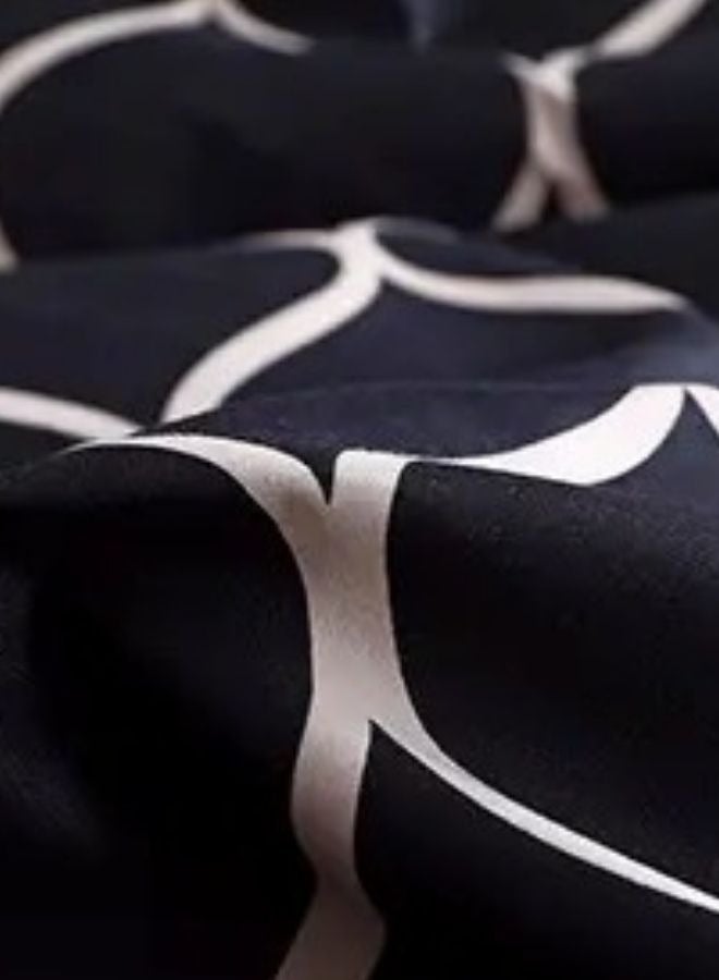 لونا هوم طقم غطاء لحاف بنمط هندسي مكون من 6 قطع، مقاس كوين، باللون الأسود.  - Image 4