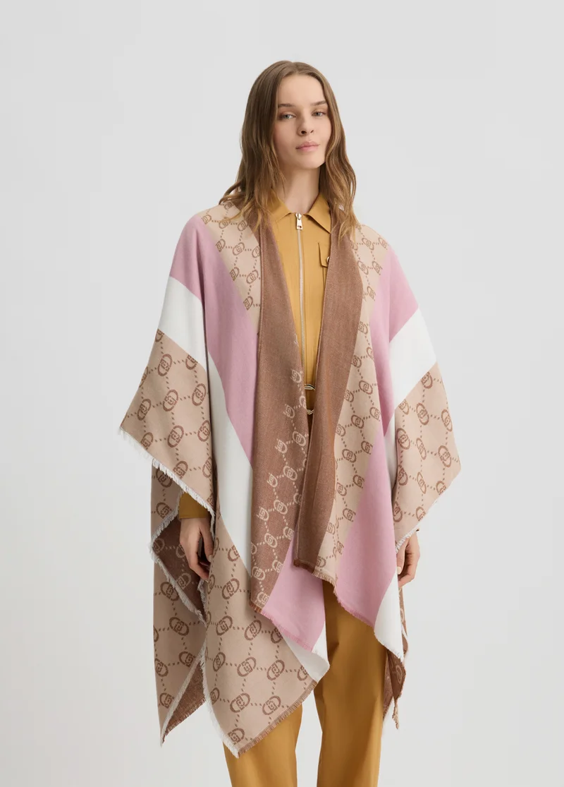 ليو جو Poncho With Monogram Logo