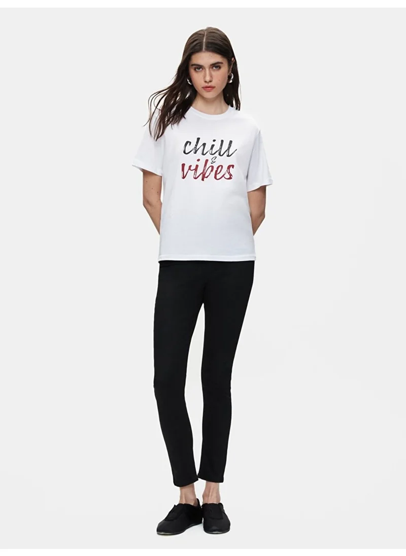 ال تي بي White T-Shirt