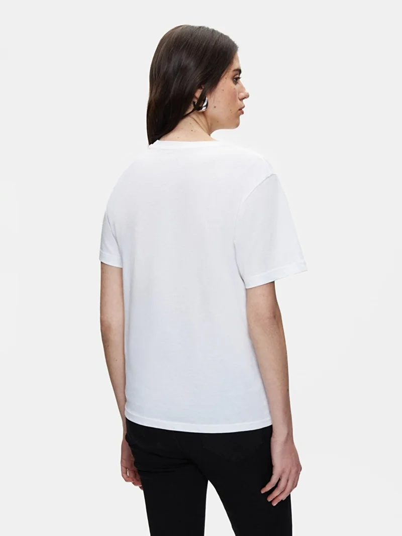 ال تي بي White T-Shirt