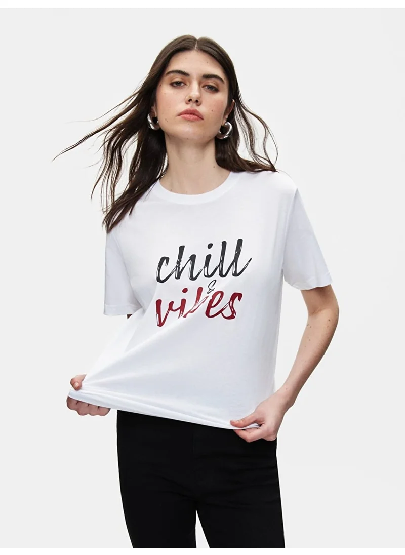 ال تي بي White T-Shirt