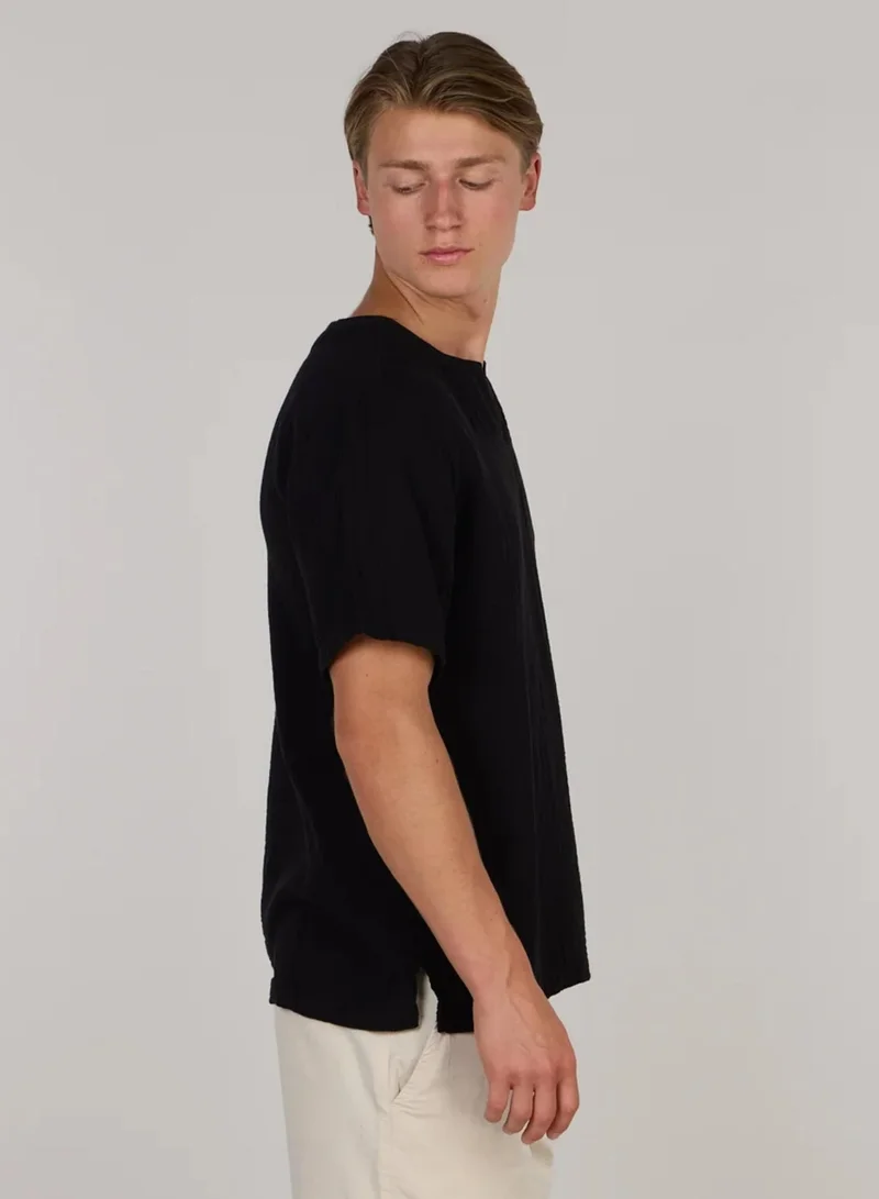 Just Nature Black Split Neck Cotton Resort T-Shirt for Men | Best Price UAE