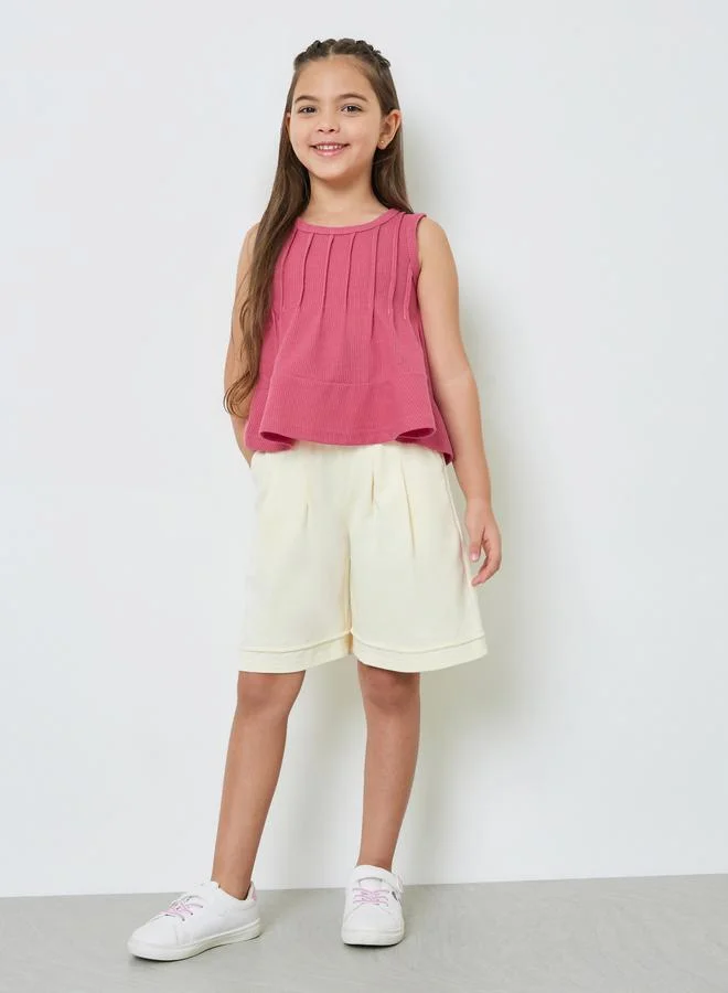 ستايلي Girls Pintuck Sleeveless Blouse and Shorts Set