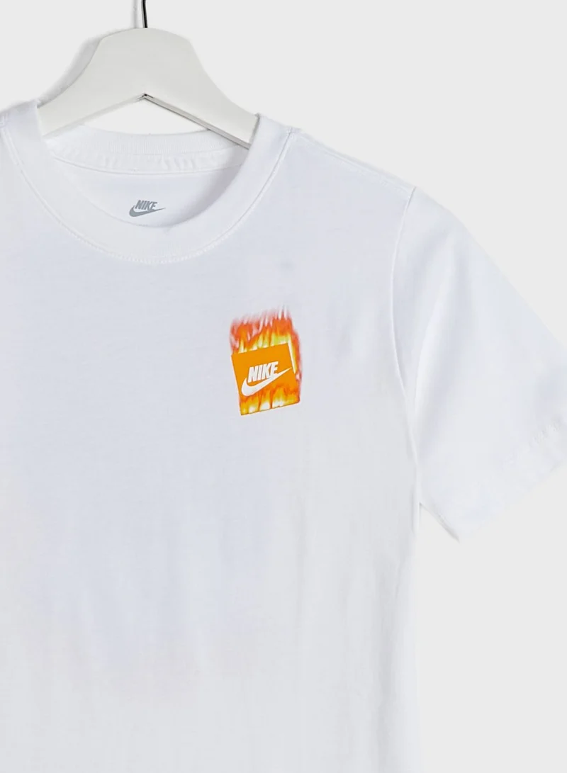 Nike Youth Nsw Heat On Feet T-Shirt