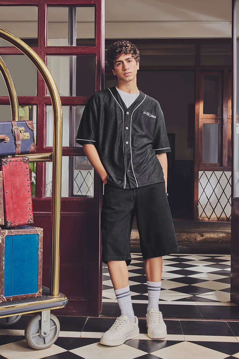 SNITCH Black Printed Half Sleeve Oversized Shirt