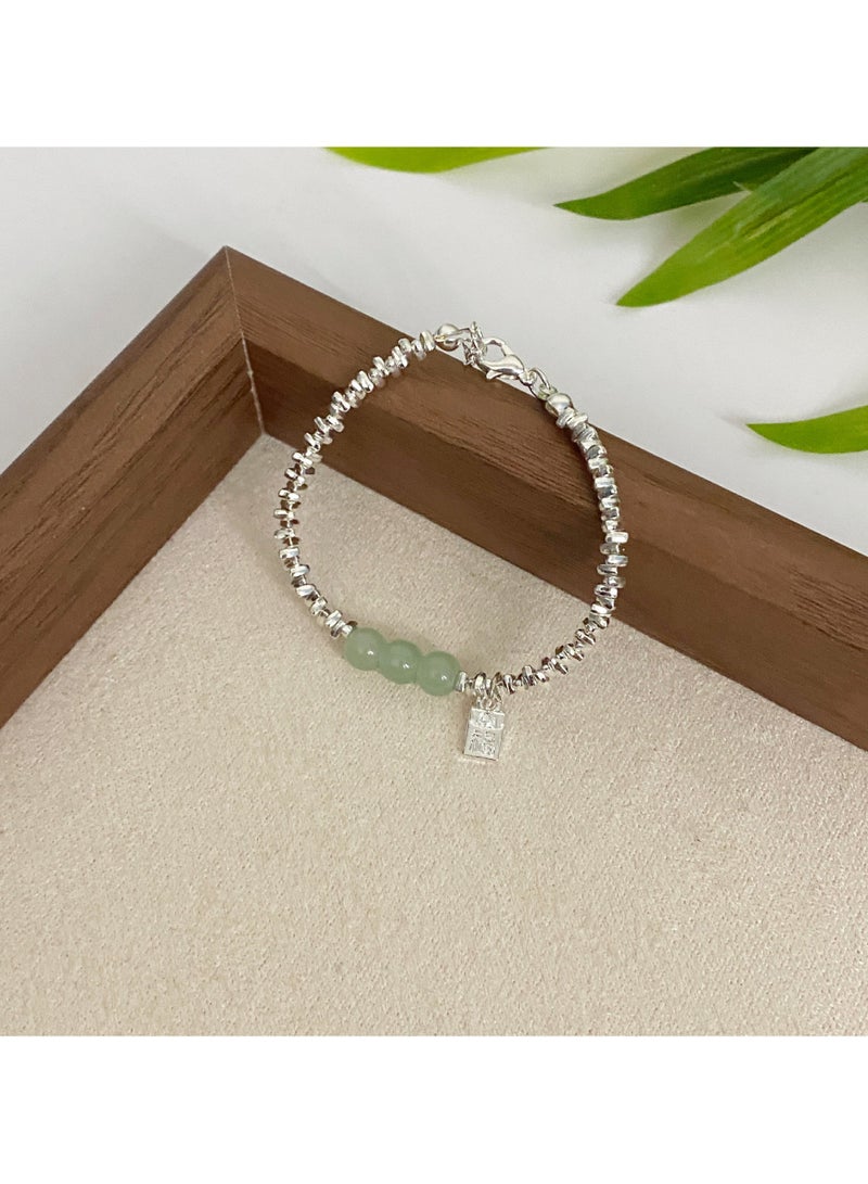 Green Delicate Chip Silver Beaded Bracelet 