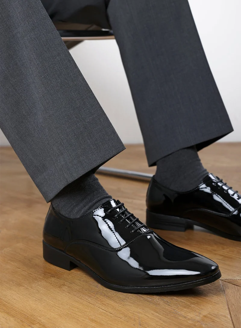 ويرز ذات فروم Nick Oxford Wide Fit Lace Up Work Dress Shoes
