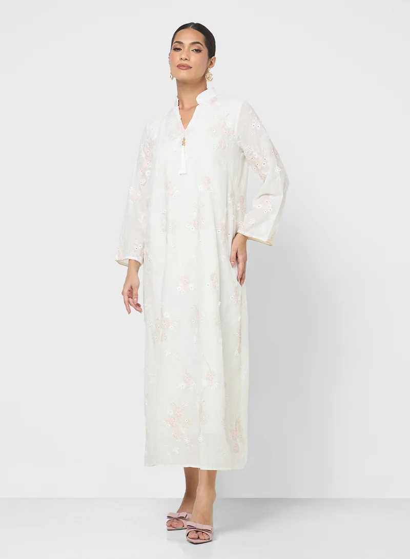 Khizana Embroidered Jalabiya