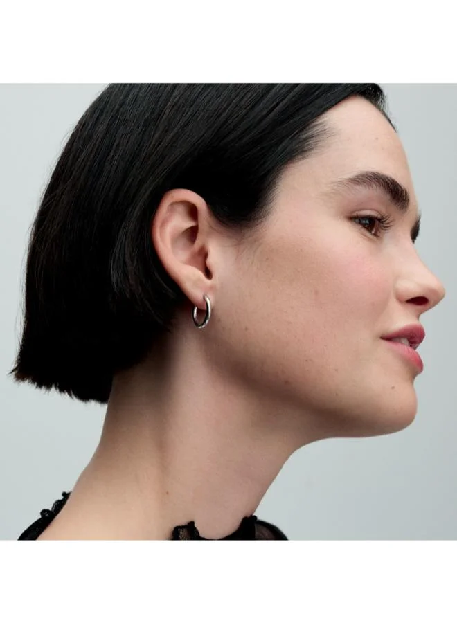 باندورا Round Huggie Hoop Earrings