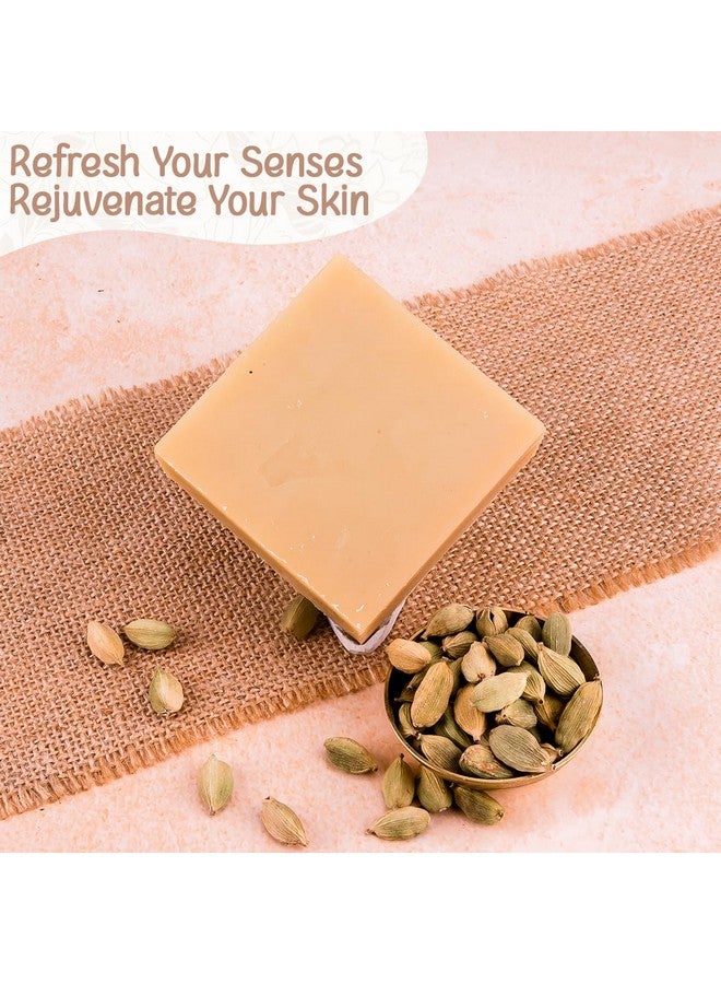 Naturalis صابون زيت الهيل الطبيعي - صابون يدوي الصنع بارد الضغط مع الهيل العضوي، خالي من المواد الكيميائية القاسية - تنظيف عميق، ترطيب، ورائحة منعشة، 100 جرام - Image 3