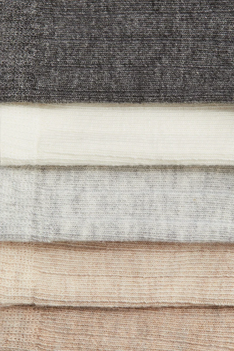 اتش اند ام جوارب محبوكة - عبوة من 5 قطع