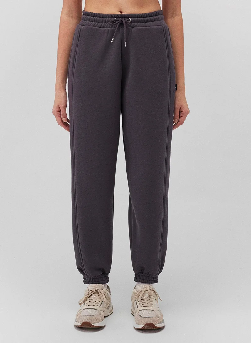 مافي بنطلون رياضي رمادي أساسي