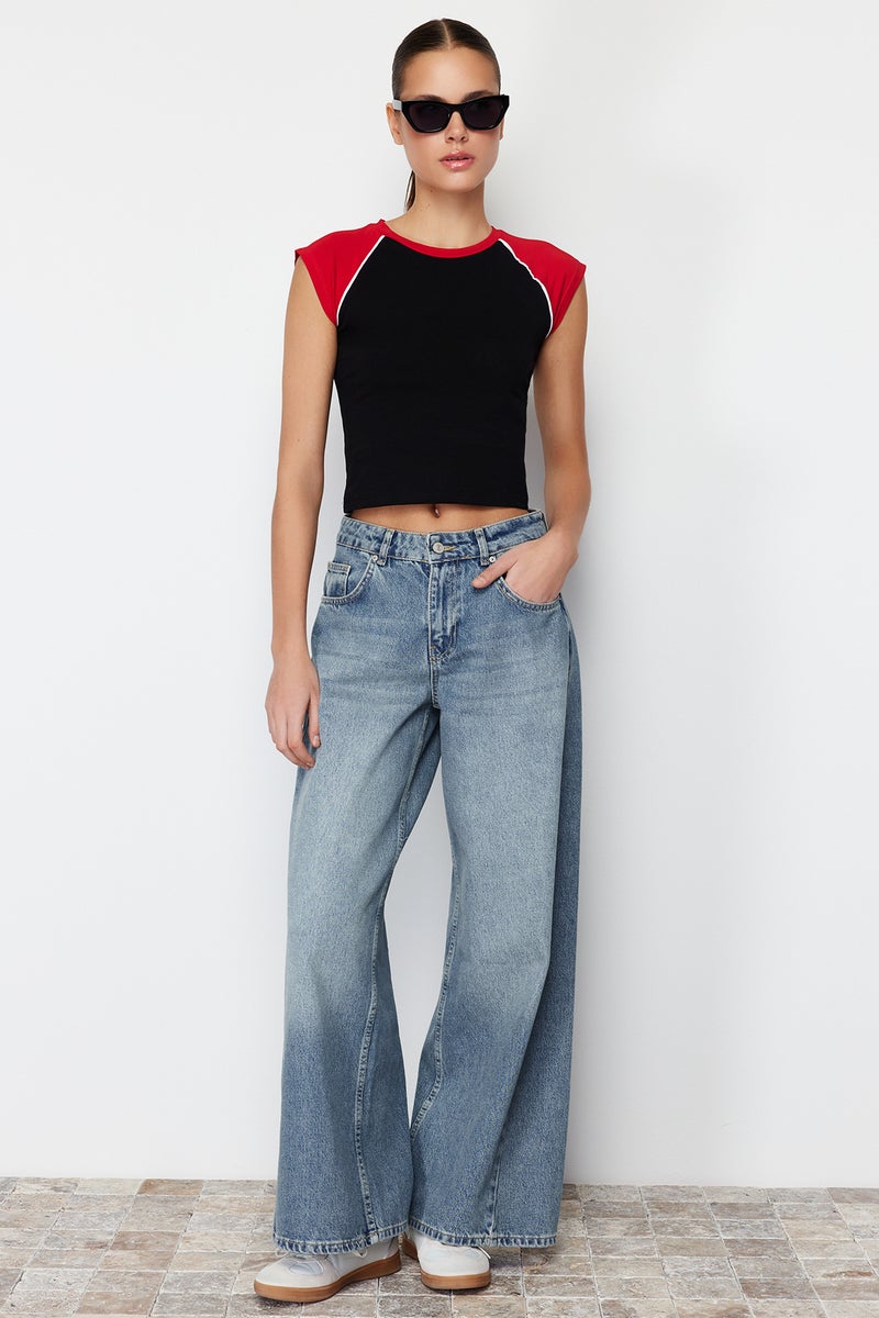 trendyol Black Color Blocked Slim Crew Neck Cotton Flexible Knitted T-Shirt TWOSS24TS00067 - Image 2