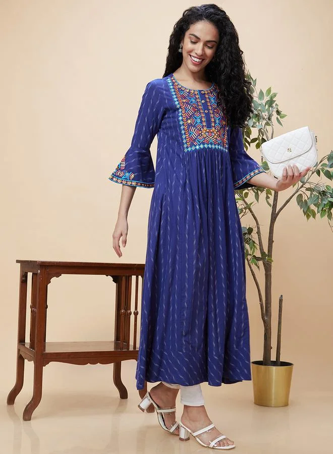 جلو باص Globus Bell Sleeves Thread Work Pure Cotton A-Line Kurta