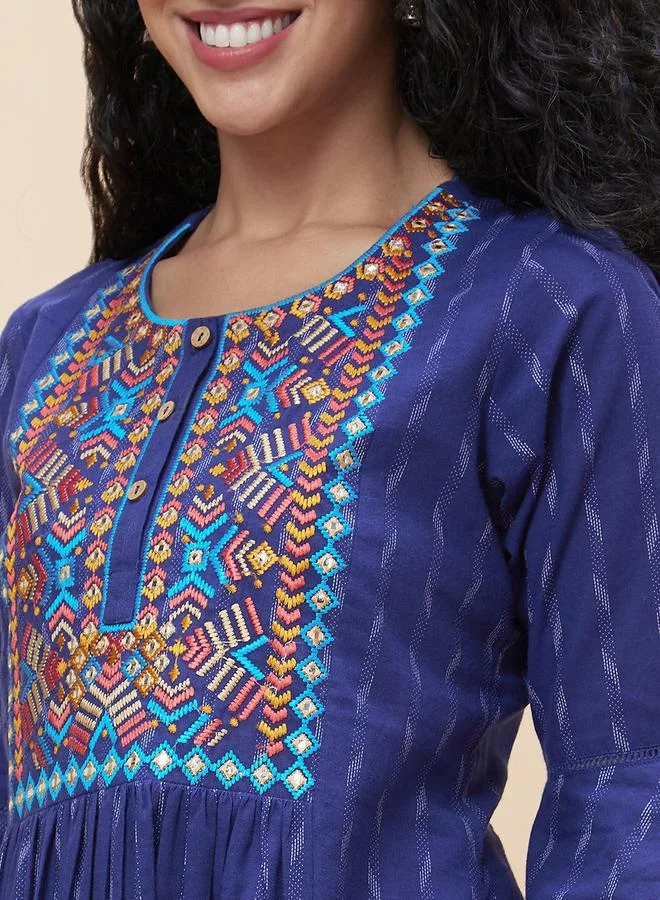 globus Globus Bell Sleeves Thread Work Pure Cotton A-Line Kurta
