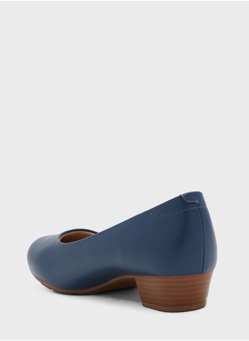 MODARE - Close  Toe Low Heel Pumps - Image 1