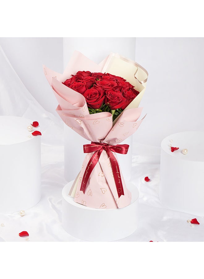 فيرنز أن بيتالز ملكة بوكيه 18 وردة فالانتين حمراء - Image 1