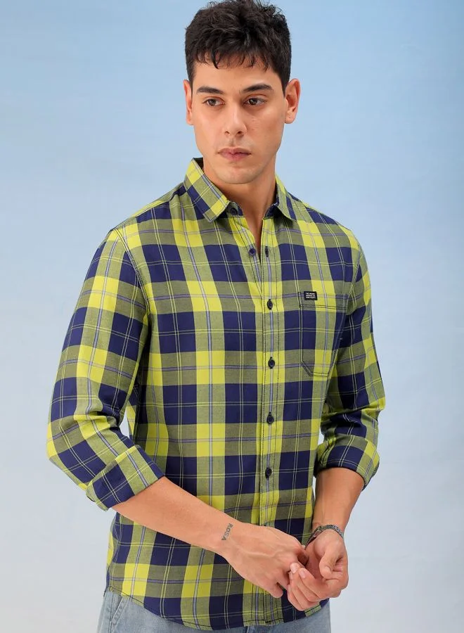 ذا انديان كراج كو Men Regular Fit Checkered Full Sleeves Cutaway Collar Casual Shirt