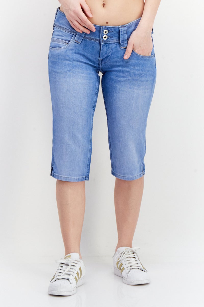Pepe Jeans شورت جينز نسائي بقصة عادية، لون أزرق مغسول - Image 1
