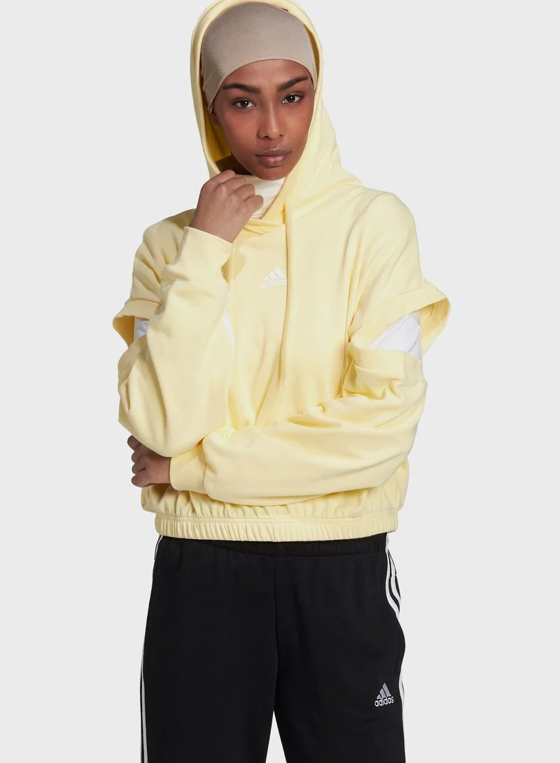 adidas هودي بشعار الماركة