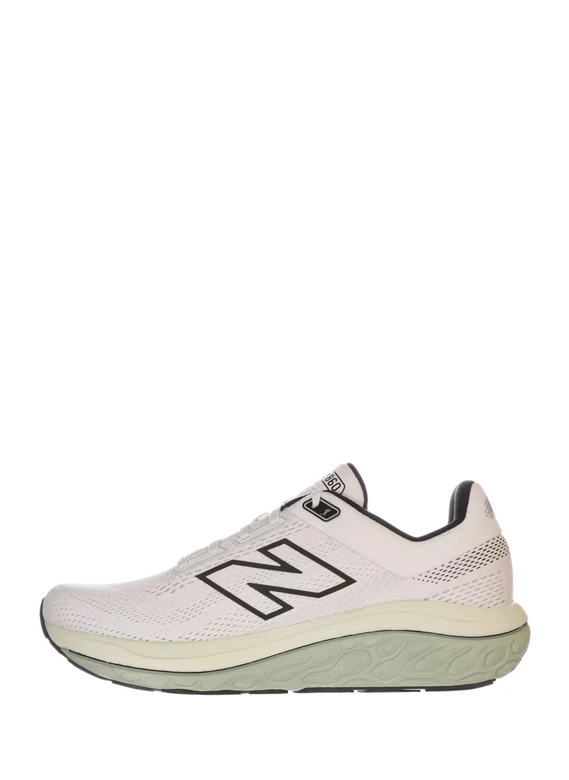 New Balance 860