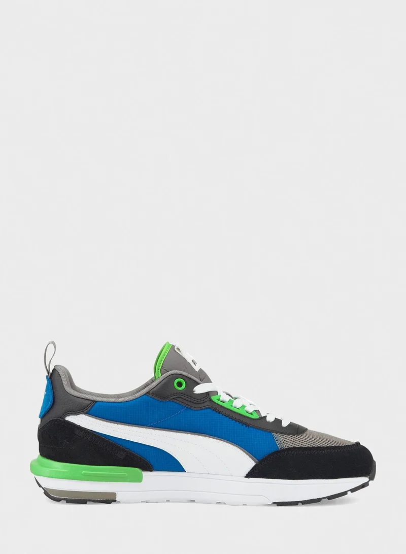 PUMA R22 Low Top Sneakers