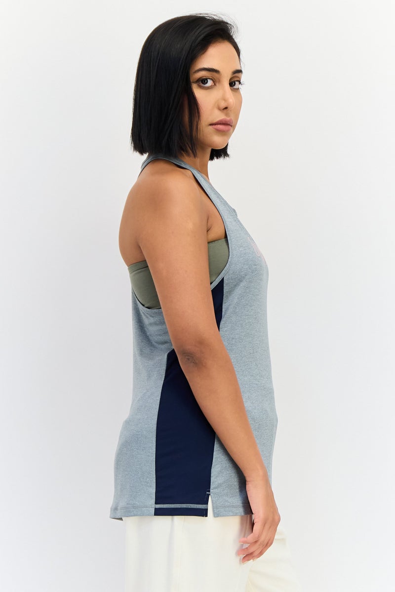 Nike Women Sportswear Fit Sleeveless Training Top, Grey - Image 3