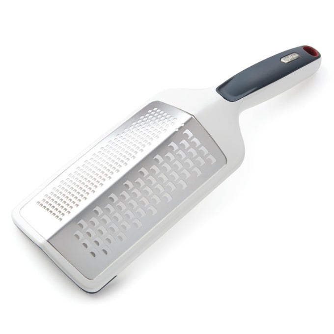 SMOOTHGLIDE DUAL GRATER HANDHELD WITH STAINLESS STEEL BLADES ERGONOMIC HANDLE DUALSIDED MEDIUM COARSE GRATER FOR CHEESE VEGETABLES CHOCOLATE MORE WITH PROTECTIVE COVER