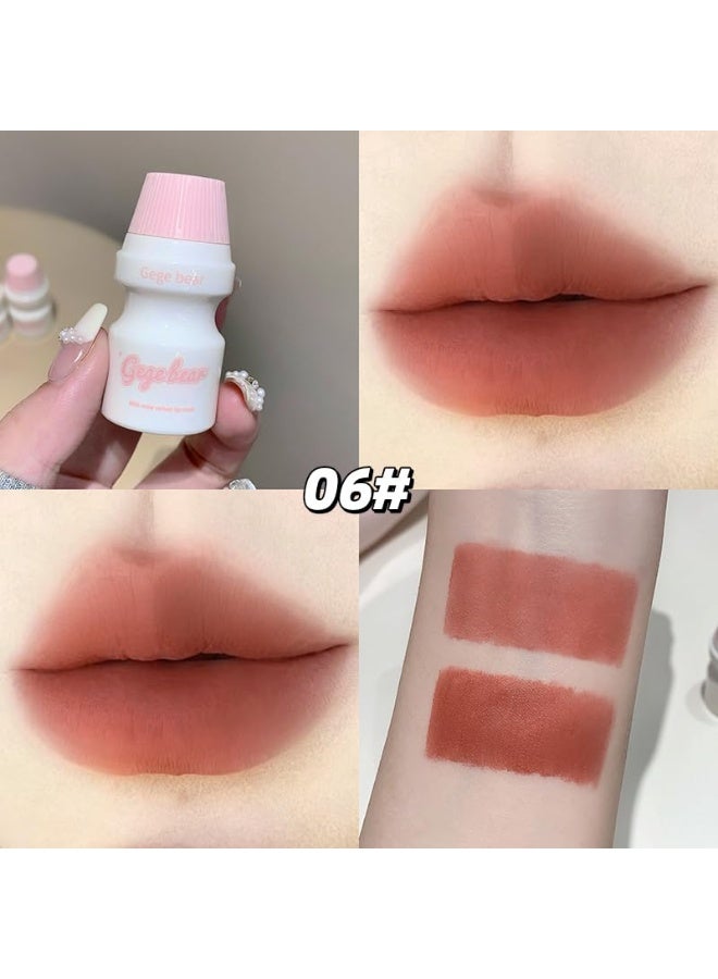 دب جيجي أحمر شفاه "Gege Bear" بتركيبة مخملية ناعمة (Lip Mud) | تصميم لطيف على شكل زجاجة حليب بيضاء | منتج تجميلي أساسي للفتيات المراهقات مع أداة تطبيق دقيقة | لمسة نهائية مخملية مطفأة (Matte) وثابتة لا تلطخ | تدرجات ألوان تشمل الوردي الفاتح، والمرجاني، والبني الترابي (Terracotta)، والأحمر الداكن (Red Wine) | مثالي لصيحات مكياج "Y2K" والجيل Z (الدرجة 06# Chestnut Rose Brown، 2.5 جم) - Image 3