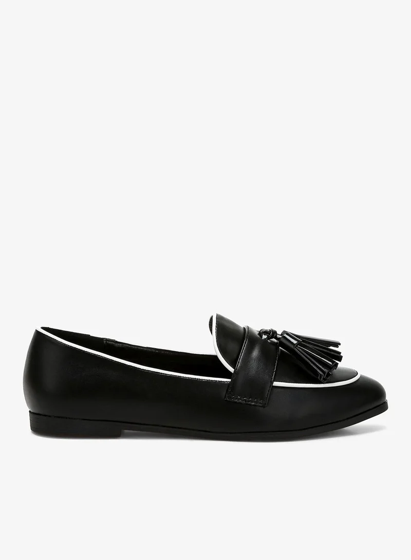 Dual Tone Tassel Loafers in Black