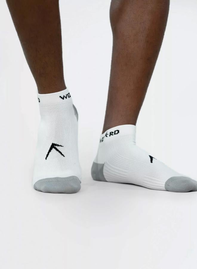 Wizard Pack of 3 - White Logo Detail Socks - Image 2