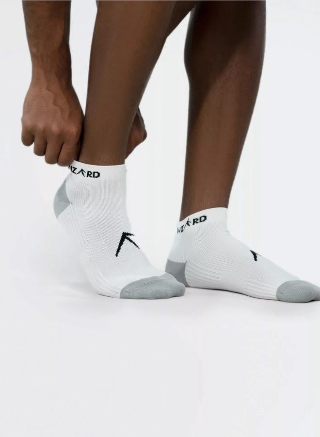 Wizard Pack of 3 - White Logo Detail Socks - Image 4