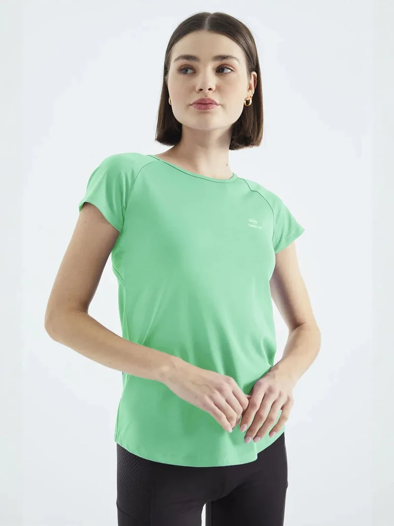 تومي لايف TOMMY Women's Short-Sleeve Crew Neck T-Shirt
