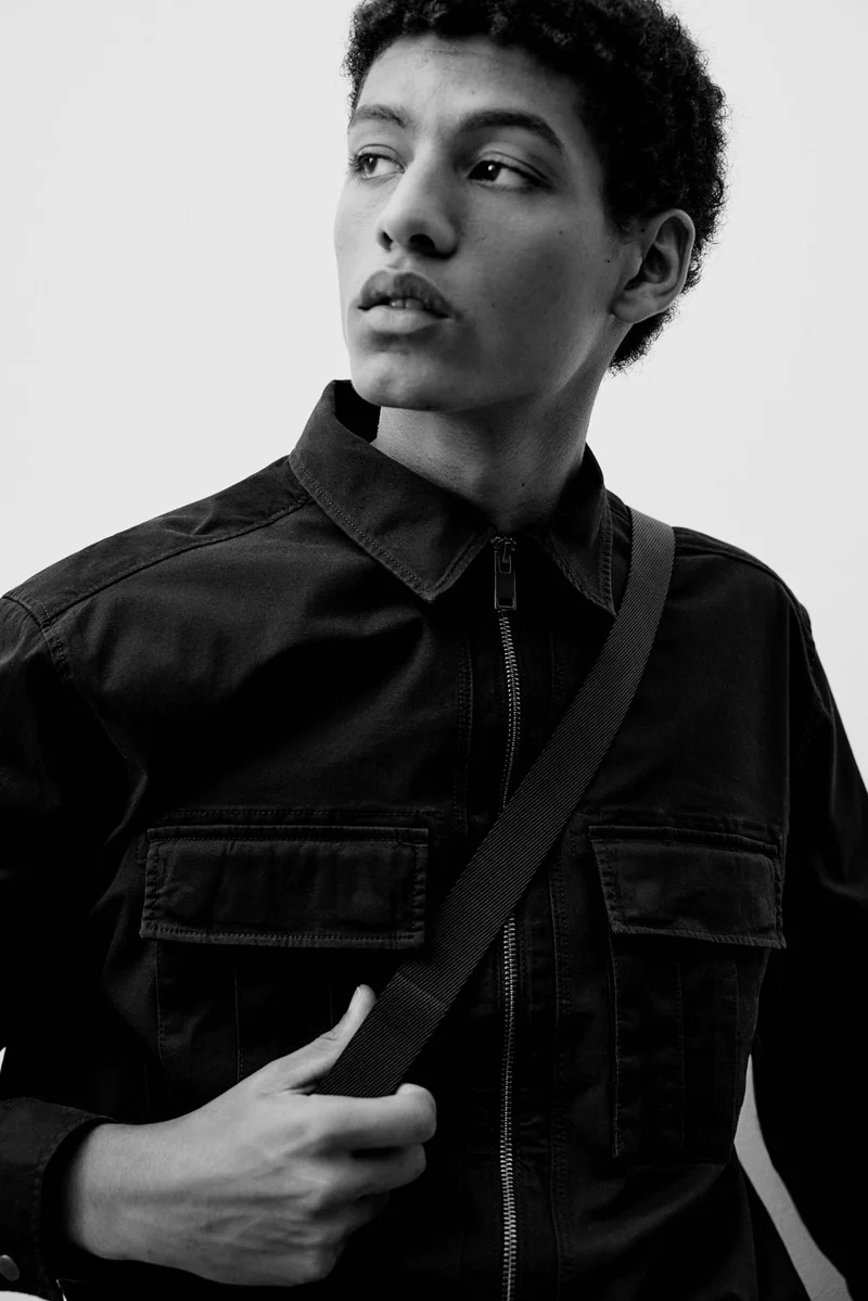 اتش اند ام جاكيت خفيف من التويل بقصّة عادية