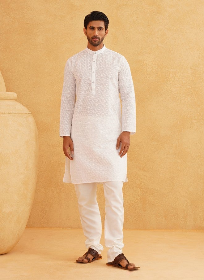 Sojanya Ethnic Motifs Embroidered White Kurta for Men - Image 2