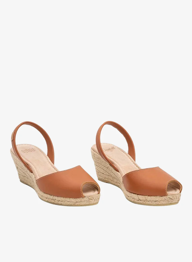 كاستل مينوركا فريدامونتا ديسيرفو ٥ سي