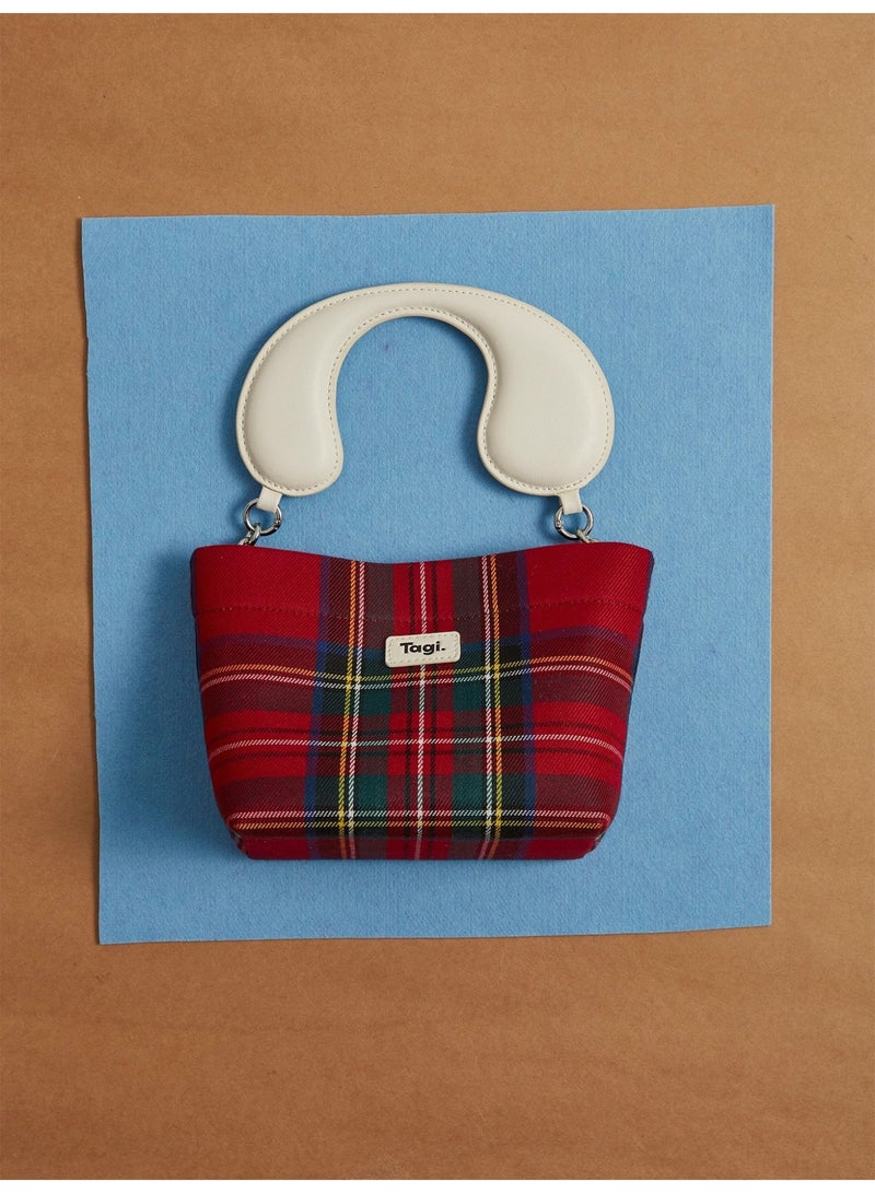 TG Tagi.call me handbag features an adjustable cross-body design, a cute single-shoulder design, and is simple and elegant. - Image 2