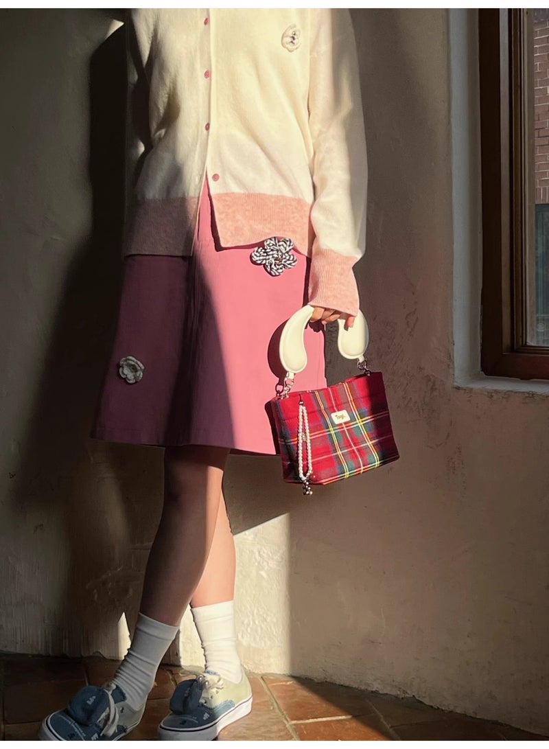 TG Tagi.call me handbag features an adjustable cross-body design, a cute single-shoulder design, and is simple and elegant. - Image 3