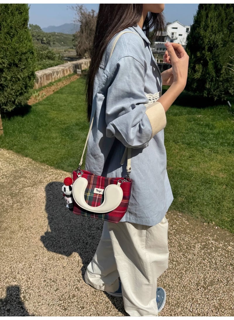 TG Tagi.call me handbag features an adjustable cross-body design, a cute single-shoulder design, and is simple and elegant. - Image 5