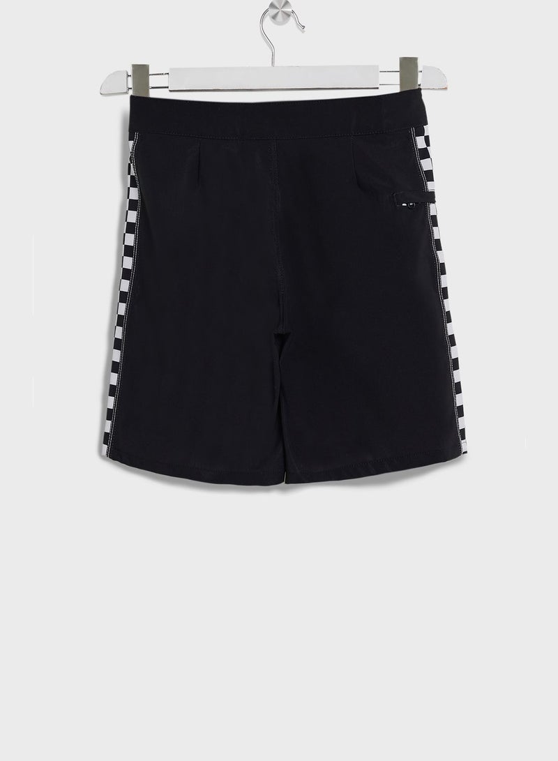 VANS Essential Daily Sidelines Shorts - Image 2