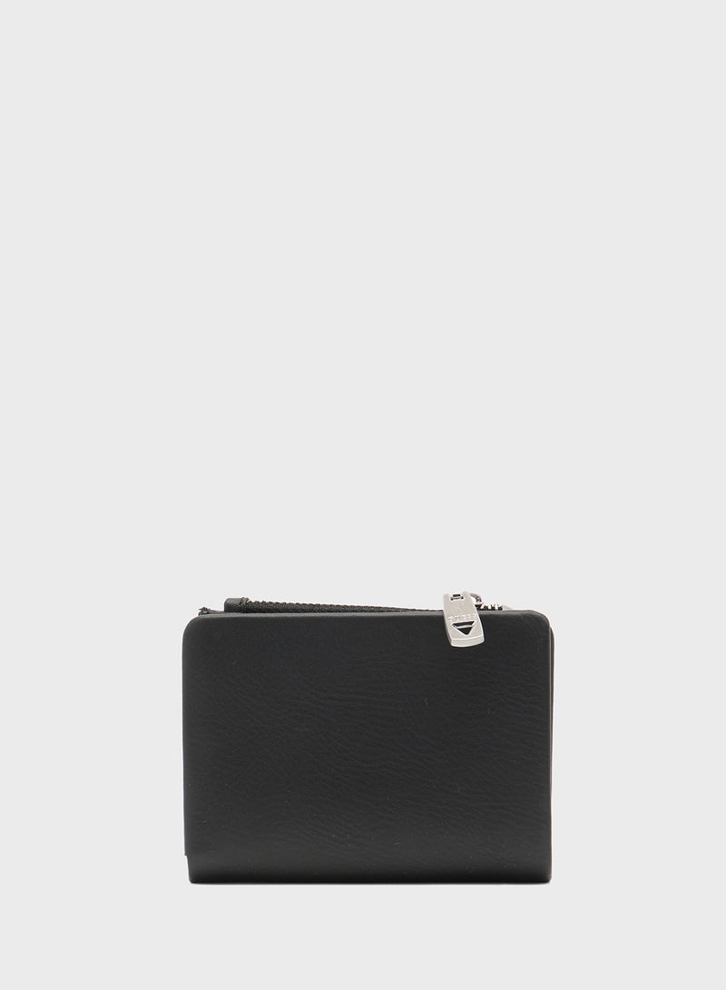 محفظة مدريد الكاجوال ثنائية الطي مع حامل بطاقات