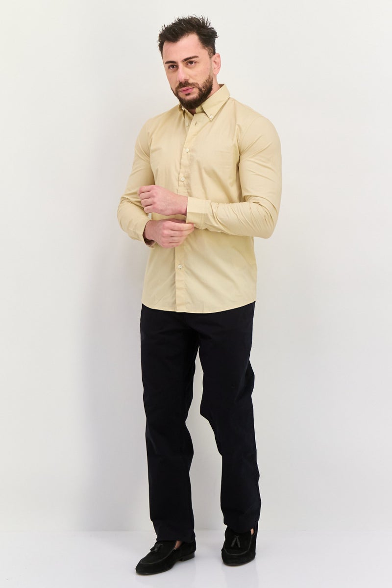 ESPRIT قميص رجالي عادي مزين بشعار بأكمام طويلة، بيج فاتح - Image 4