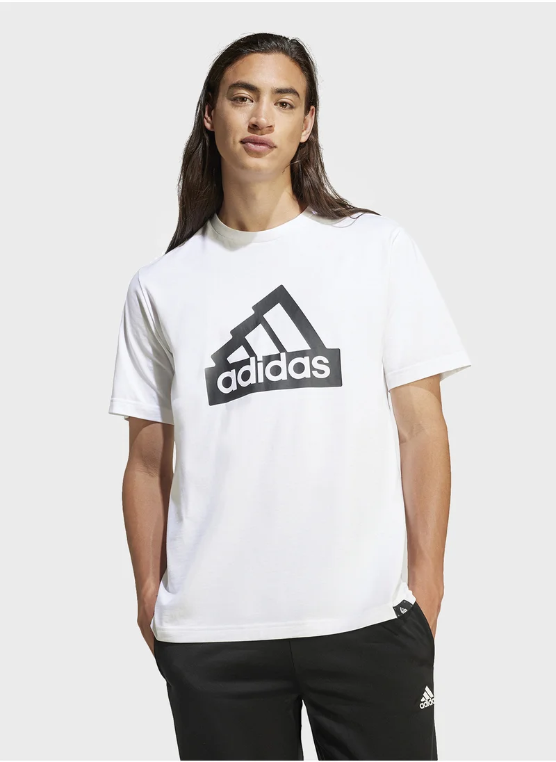 Adidas Modern Essentail Graphic T-Shirt