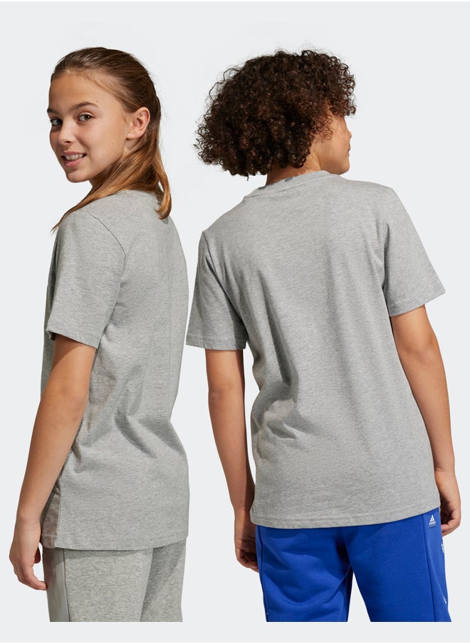 Adidas - تي شيرت قطني بشعار كبير من Essentials - Image 1