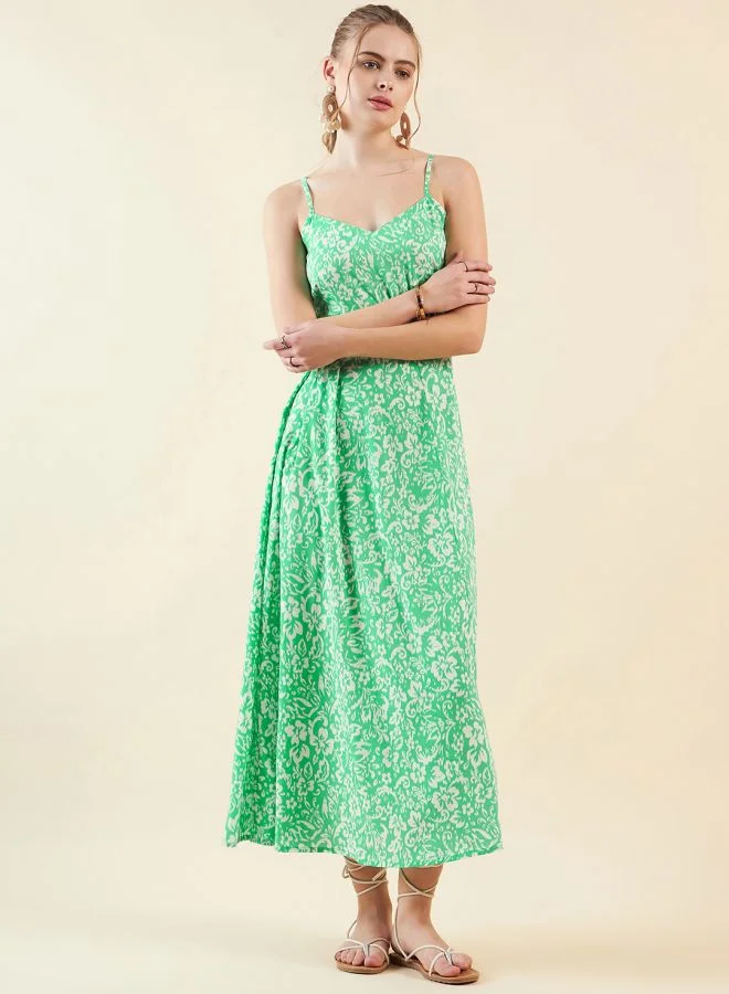 Freehand Women Flared Casual Floral Print Maxi Dress