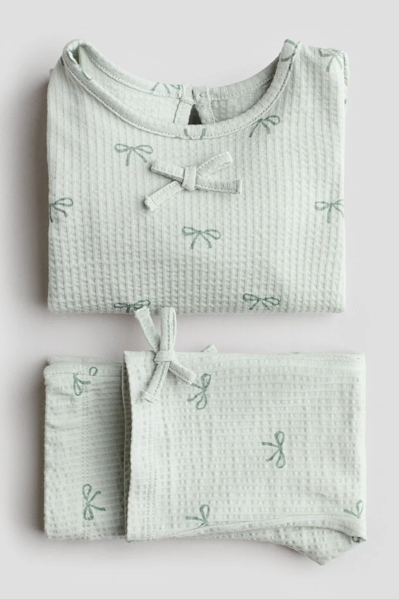 اتش اند ام طقم من القطن بنمط وافل - قطعتين