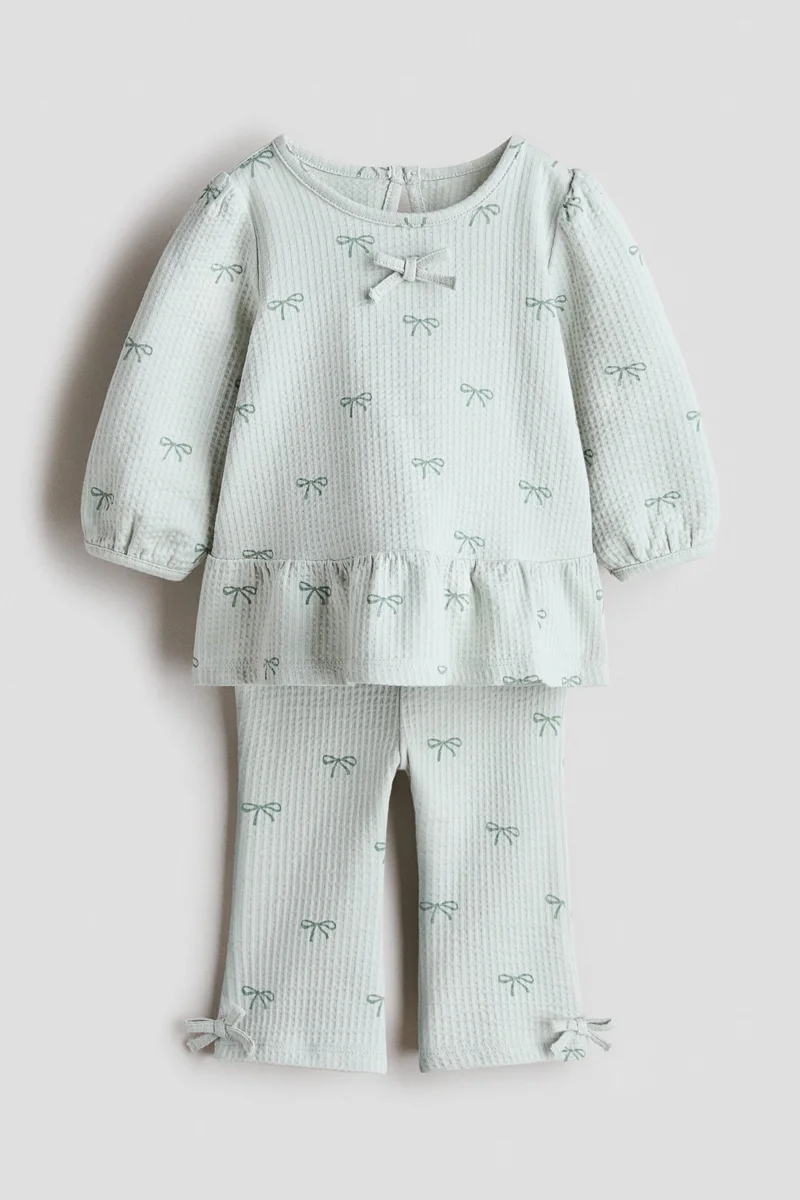 اتش اند ام طقم من القطن بنمط وافل - قطعتين