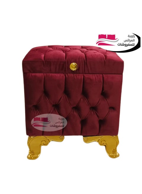 Carpet box for storing carpets and prayer sheets. Available in different sizes. Medium size.