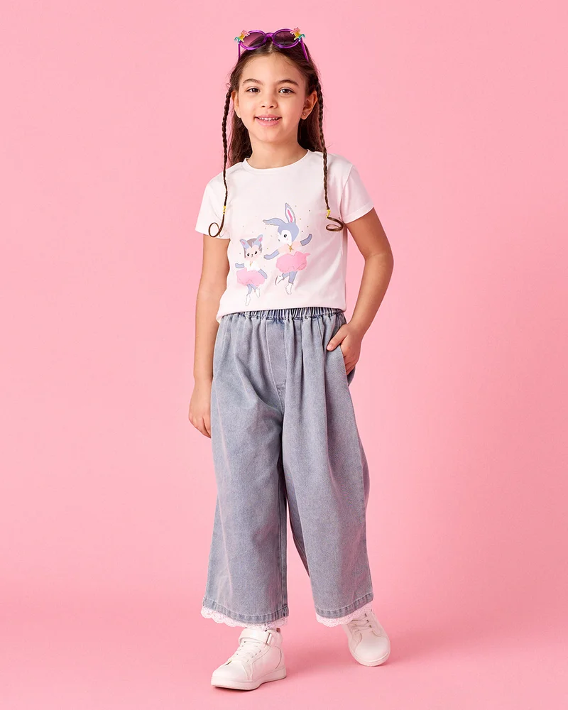 ردتاغ تيشيرت أبيض مطبوع للبنات